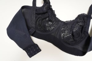 سوتین فنردار مسطر کد 990