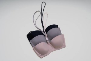 سوتین اسفنجی فنردار پشت گردنی بندی