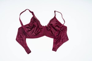 سوتین LC کاپ C کد 2700 رنگ زرشکی سایز 75