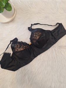 سوتین FK فنردار کش بهن کد 6500