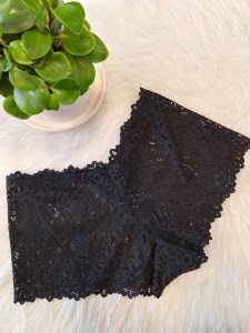 شورت نیم پا تمام گیپور رنگ مشکی